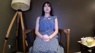 被陌生男子的手唤醒了性的少女的真面目